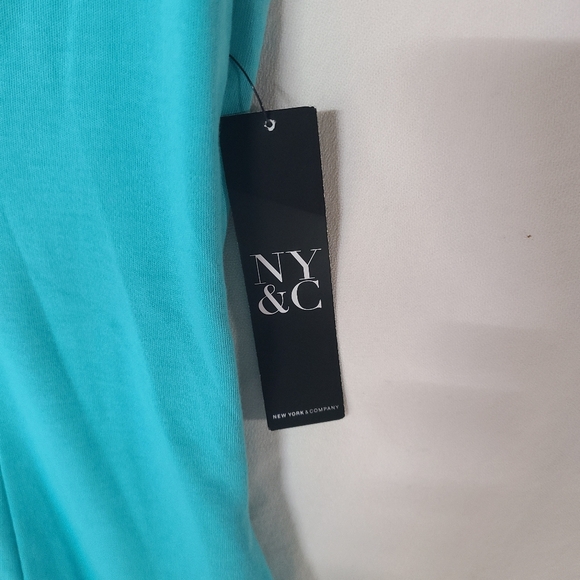 NWT New York & Company Aqua, White And Black Fit and Flare Mini Dress SZ Small. - Picture 3 of 9